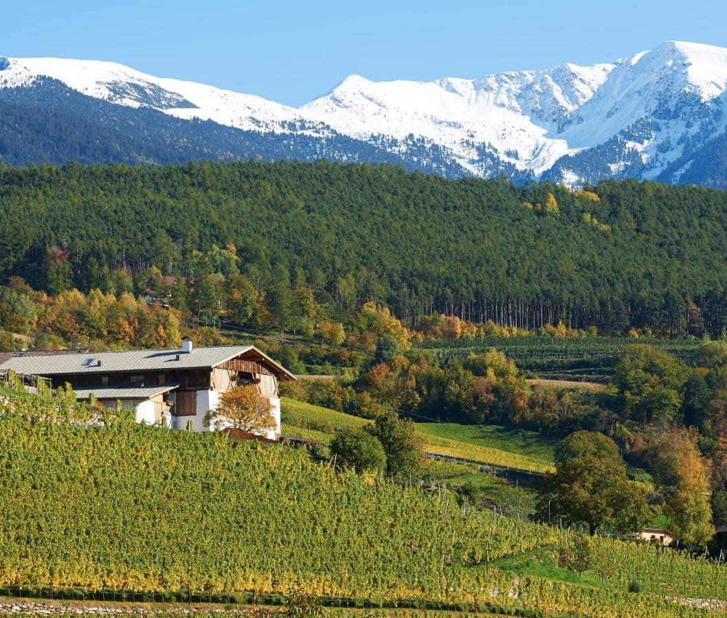 Strasserhof Tenuta-Weingut Vahrn Экстерьер фото
