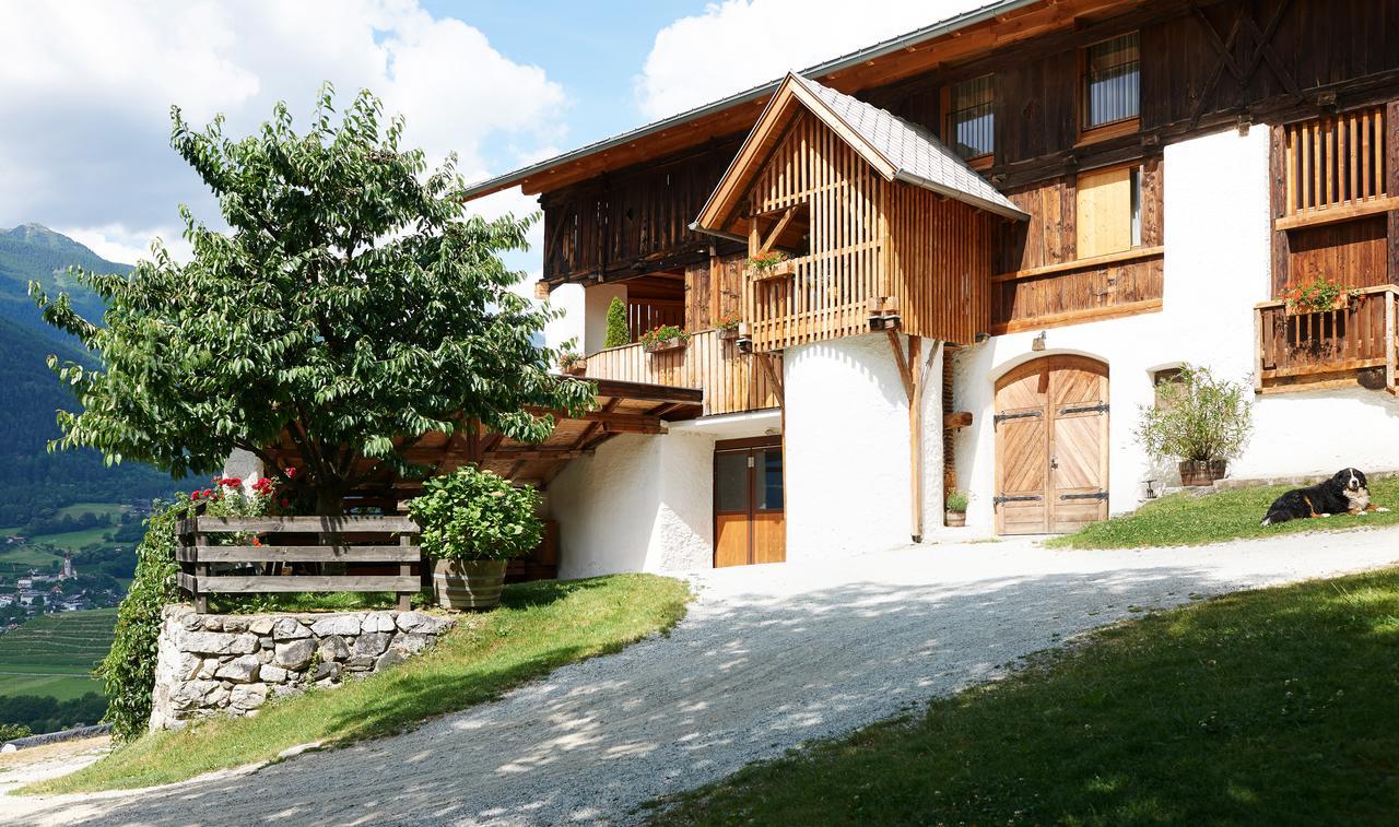 Strasserhof Tenuta-Weingut Vahrn Экстерьер фото