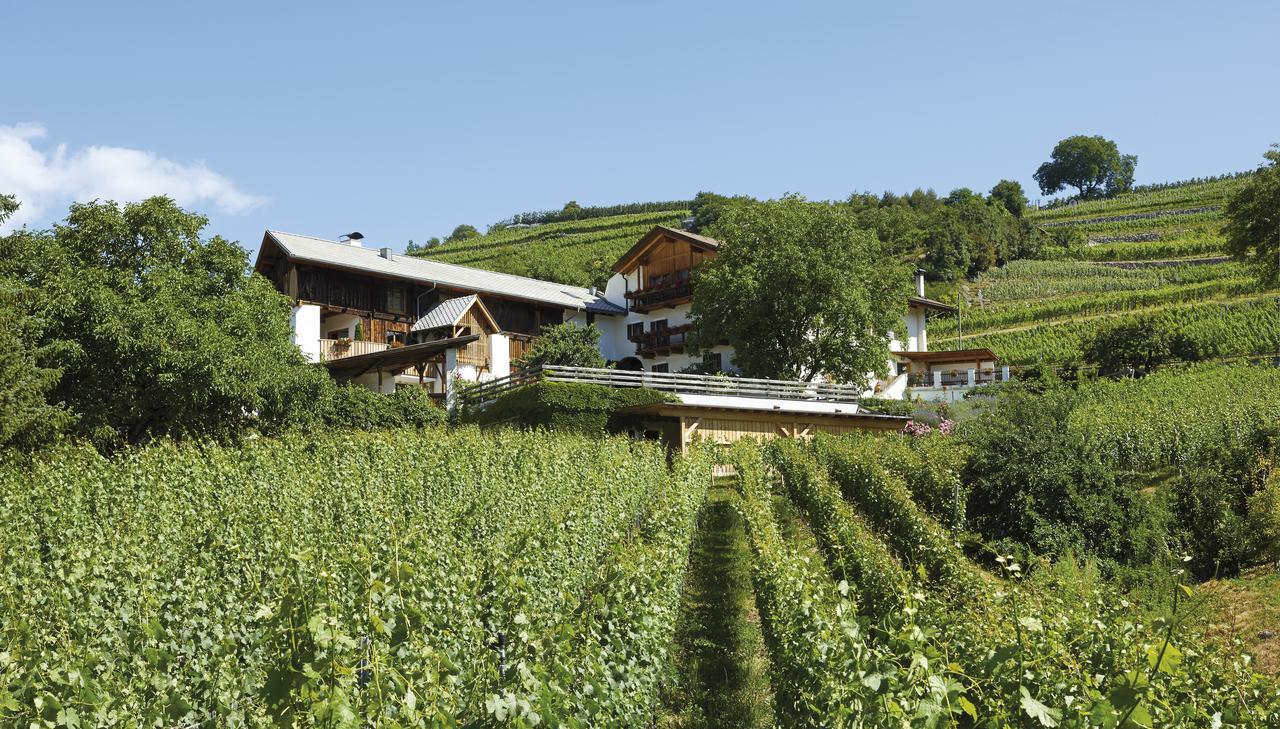 Strasserhof Tenuta-Weingut Vahrn Экстерьер фото