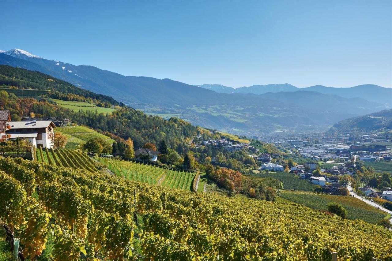 Strasserhof Tenuta-Weingut Vahrn Экстерьер фото