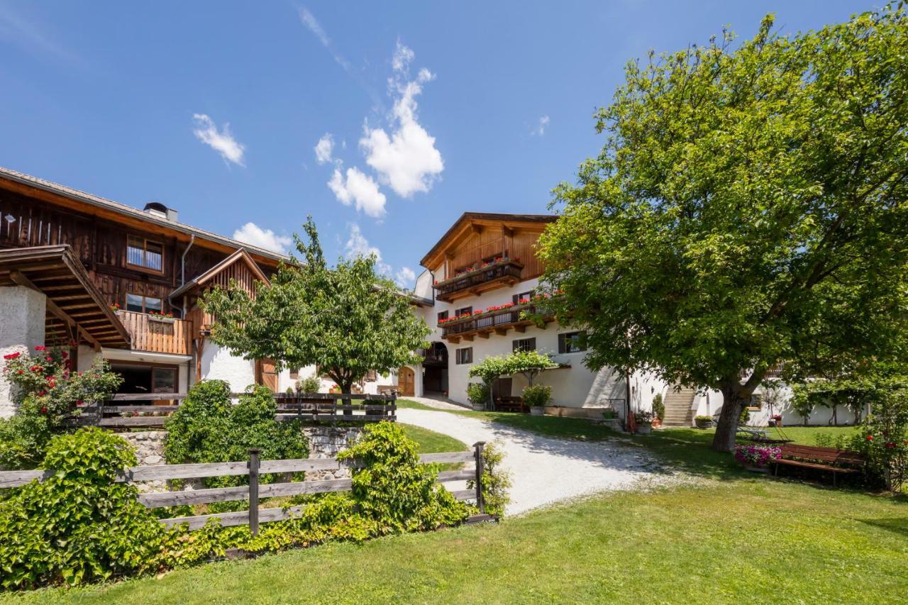 Strasserhof Tenuta-Weingut Vahrn Экстерьер фото